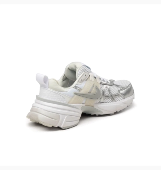 Кросівки Nike V2K Run FD0736-104 фото 5 — інтернет-магазин Tapok