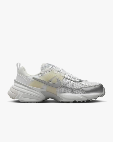 Кросівки Nike V2K Run FD0736-104 фото 6 — інтернет-магазин Tapok