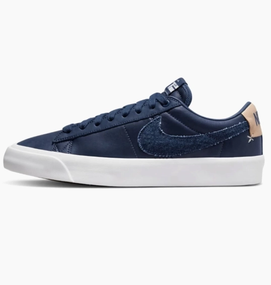Кросівки Nike SB Zoom Blazer Low Pro GT Premium DM8890-400 фото 1 — інтернет-магазин Tapok