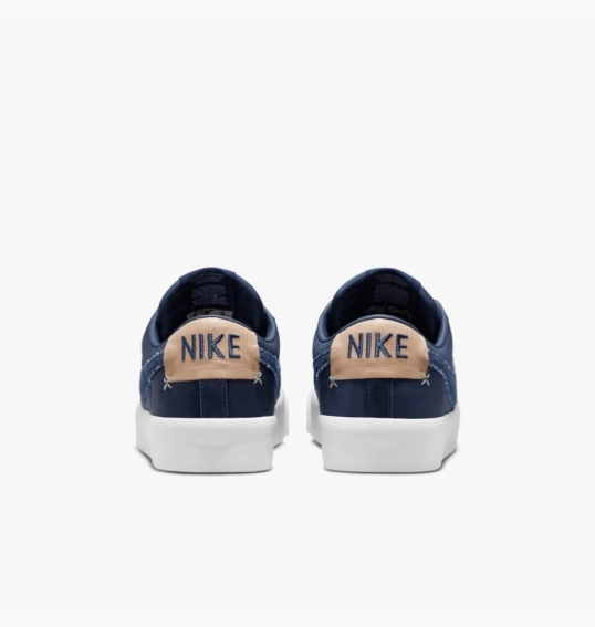 Кросівки Nike SB Zoom Blazer Low Pro GT Premium DM8890-400 фото 4 — інтернет-магазин Tapok