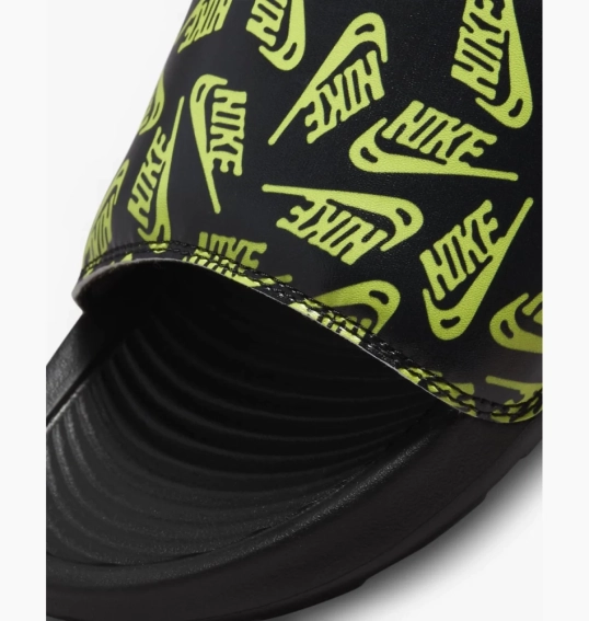 Шльопанці Nike VICTORI ONE SLIDE PRINT CN9678-010 фото 5 — інтернет-магазин Tapok