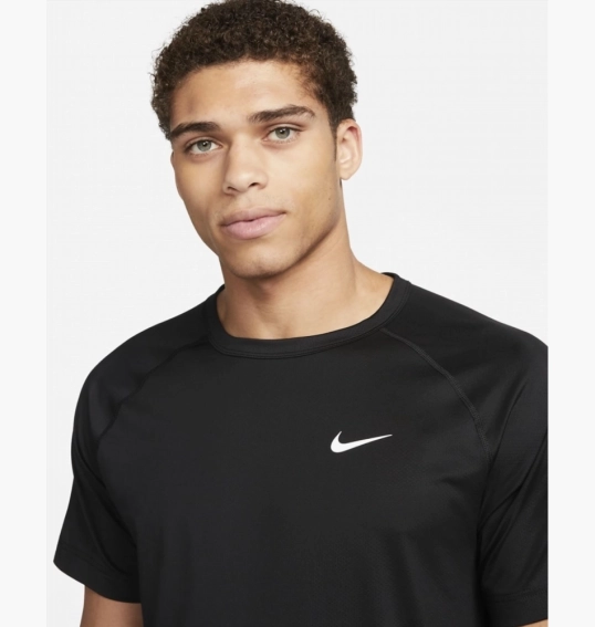 Мужская футболка M NIKE DF READY SS DV9815-010 фото 3 — интернет-магазин Tapok