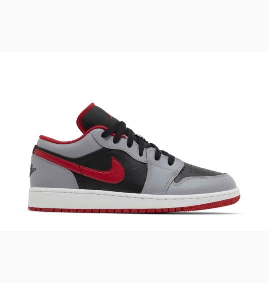 Кроссовки Nike Air Jordan 1 Low GS 553560-060 фото 1 — интернет-магазин Tapok