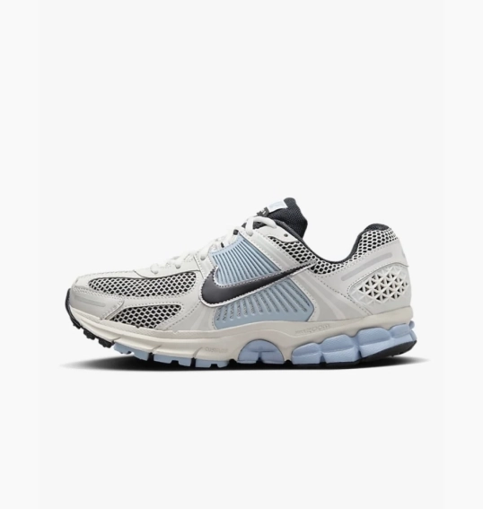 Кроссовки Nike W ZOOM VOMERO 5 FQ7079-001 фото 2 — интернет-магазин Tapok