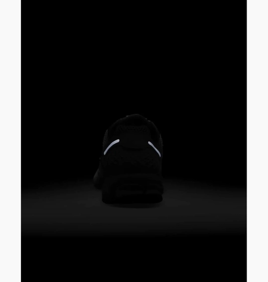 Кроссовки Nike W ZOOM VOMERO 5 FQ7079-001 фото 6 — интернет-магазин Tapok