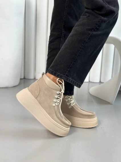 Черевики женские замшевые песочные демисезонные фото 15 — интернет-магазин Tapok