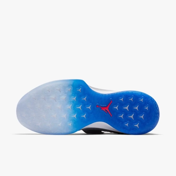 Кроссовки Jordan Trainer 2 Flyknit 921210-008 фото 2 — интернет-магазин Tapok