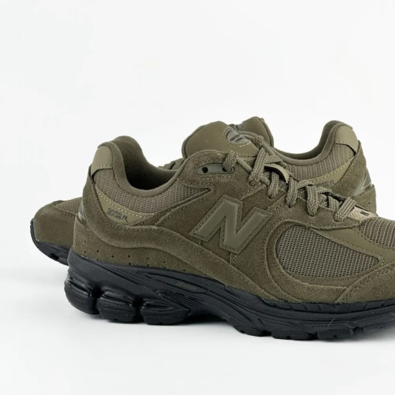 Кросівки NEW BALANCE 2002R M2002RZC фото 3 — інтернет-магазин Tapok