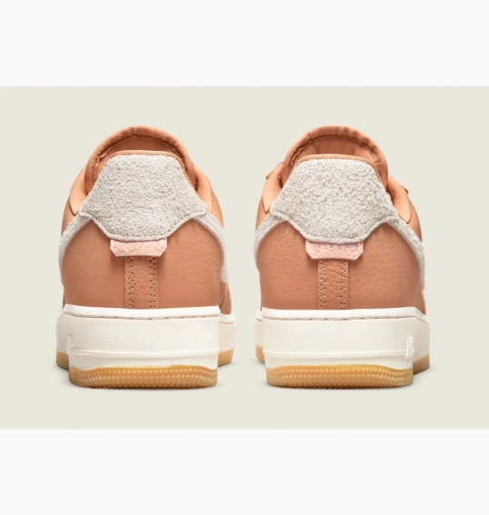 Кроссовки Nike Air Force 1&#39;07 Craft Les DO6676-200 фото 5 — интернет-магазин Tapok