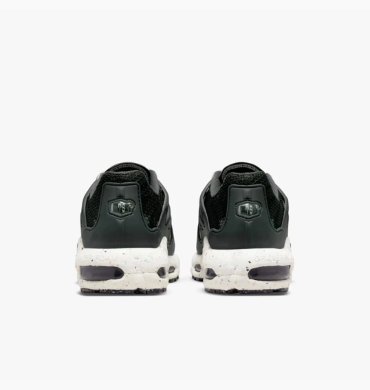 Кроссовки NIKE AIR MAX TERRASCAPE PLUS BLACK DN4590-001 фото 3 — интернет-магазин Tapok