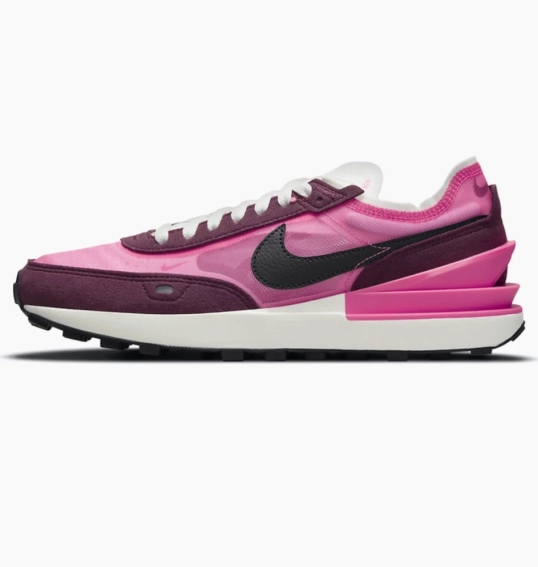 Кроссовки WMNS NIKE WAFFLE ONE DQ0855-600 фото 1 — интернет-магазин Tapok