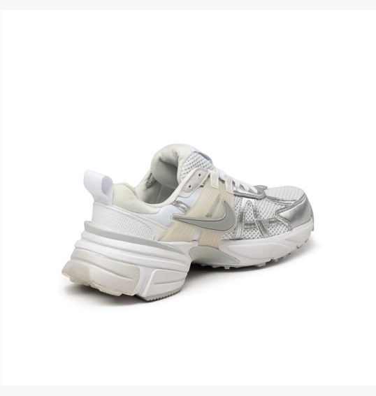 Кросівки жіночі Nike V2K Run Grey FD0736-104 фото 6 — інтернет-магазин Tapok