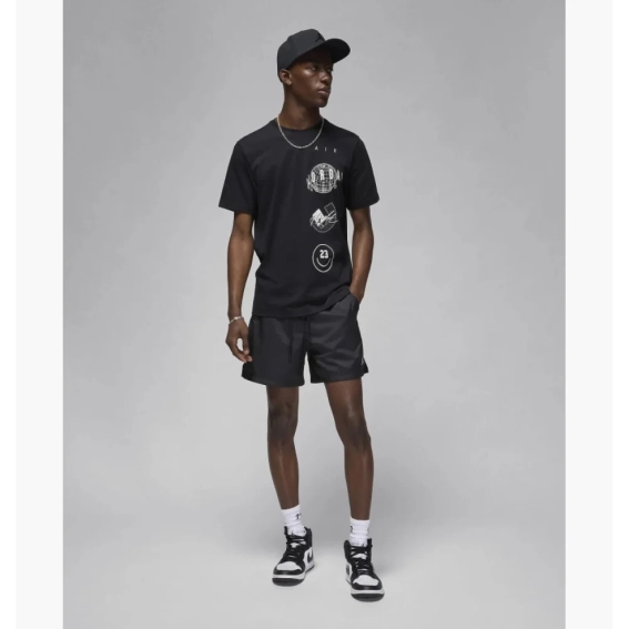 Чоловіча футболка NIKE M Jordan BRAND LOGO STACK SS CRW FN6027-010 фото 3 — інтернет-магазин Tapok