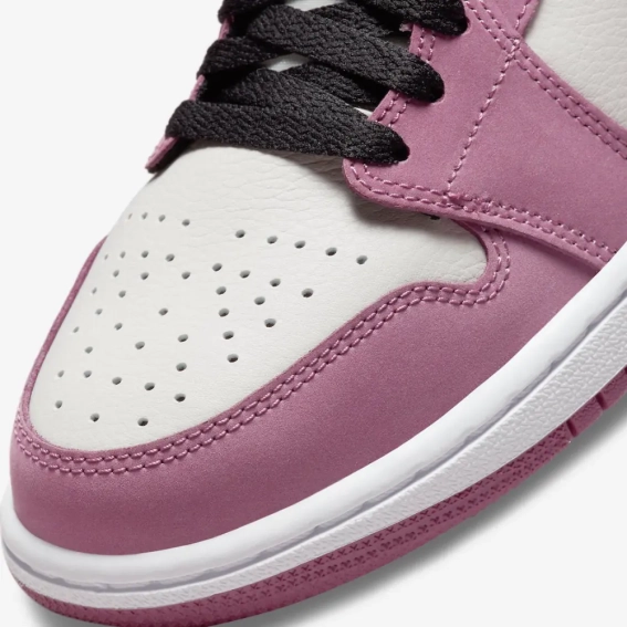 Кросівки JORDAN WMNS AIR 1 MID SE DC7267-500 фото 5 — інтернет-магазин Tapok