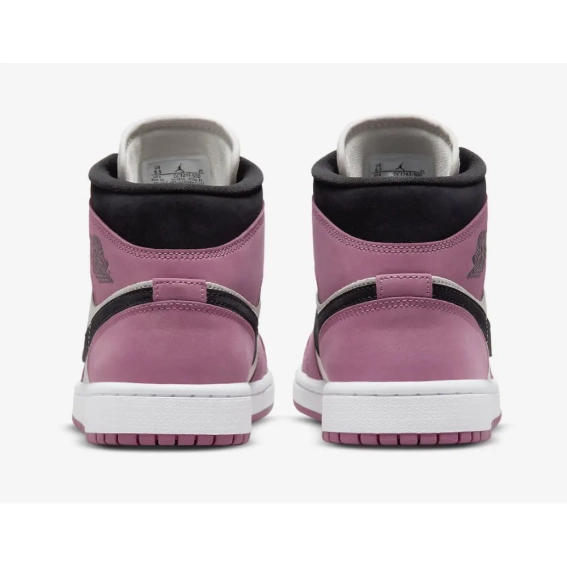 Кросівки JORDAN WMNS AIR 1 MID SE DC7267-500 фото 9 — інтернет-магазин Tapok