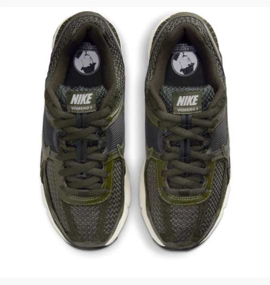 Кросівки NIKE VOMERO 5 BLACK/GREEN FQ8898-325 фото 4 — інтернет-магазин Tapok