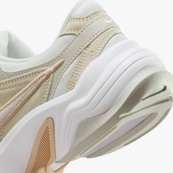 Кроссовки Nike Wmns Al8 FJ3794-100 фото 4 — интернет-магазин Tapok
