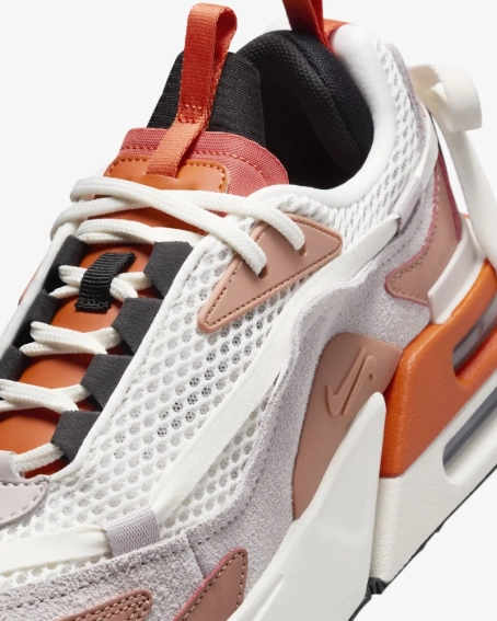 Кроссовки женские Nike Air Max Furyosa Nrg (DC7350-101) фото 7 — интернет-магазин Tapok