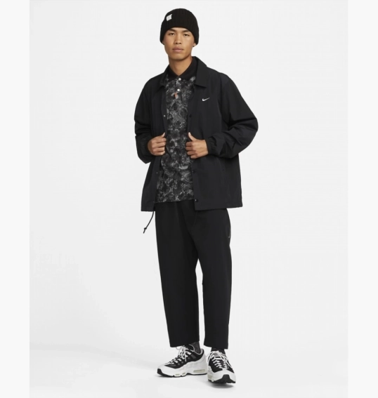 Чоловіча куртка M NIKE AU COACHES JKT DQ5005-010 фото 6 — інтернет-магазин Tapok
