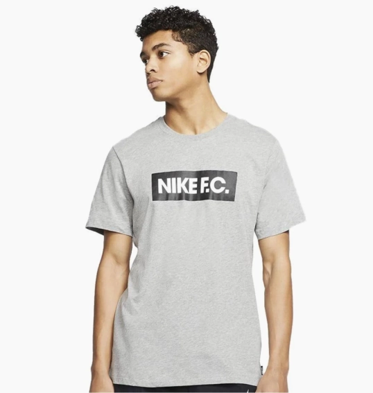 Футболка Nike F.C. Tee Essentials (бавовна, сірий) CT8429-063 фото 1 — інтернет-магазин Tapok