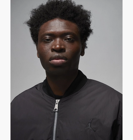 Куртка Air Jordan Essentials Renegade Jacket Black FB7316-010 фото 4 — интернет-магазин Tapok