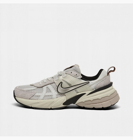 Кроссовки Nike V2K Runtekk Running Shoes Beige FN6703-002 фото 2 — интернет-магазин Tapok