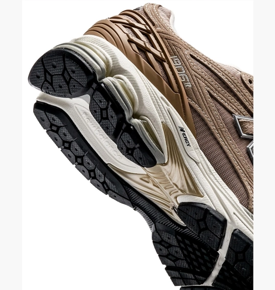 Кросівки унісекс New Balance M 1906 Rw Beige M1906RW фото 7 — інтернет-магазин Tapok