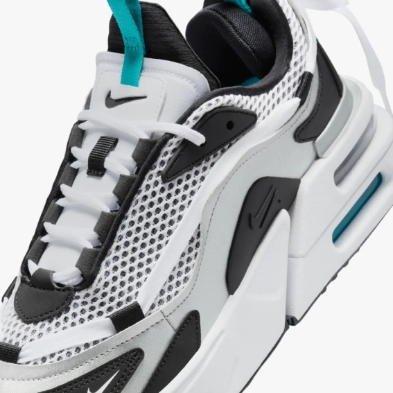 Кросівки жіночі Nike W Air Max Furyosa Nrg (DC7350-100) фото 2 — інтернет-магазин Tapok