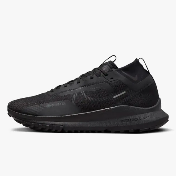 Nike 72 react new arrivals