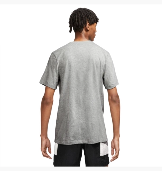 Мужская футболка NIKE M NSW CLUB TEE AR4997-064 фото 2 — интернет-магазин Tapok