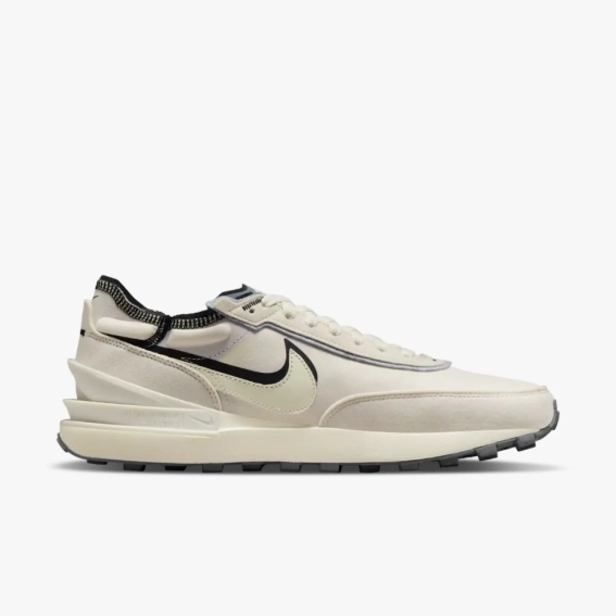 Кроссовки Nike Waffle One Se DO9782-001 фото 3 — интернет-магазин Tapok