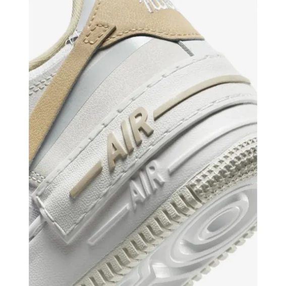 Кроссовки Nike W AF1 SHADOW DV7449-100 фото 4 — интернет-магазин Tapok