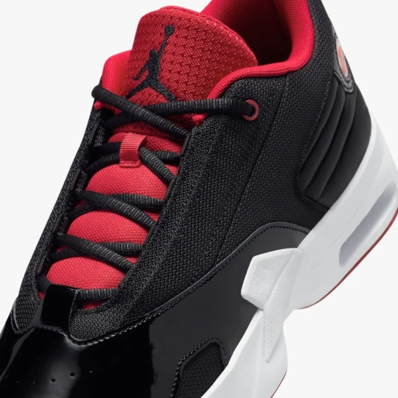 Кроссовки мужские Jordan Max Aura 6 (FQ8298-006) фото 2 — интернет-магазин Tapok