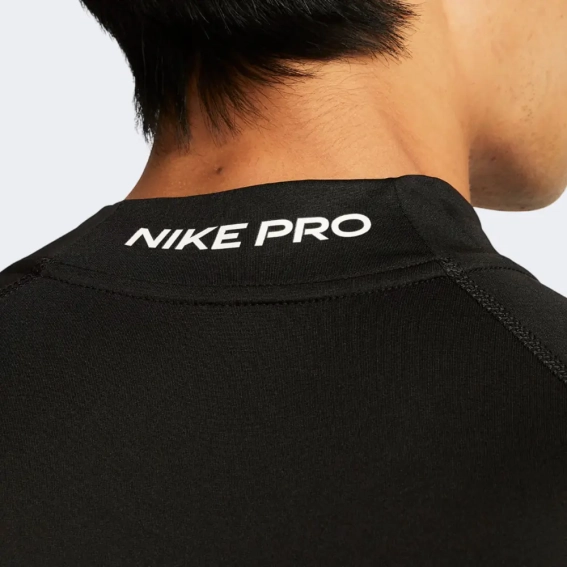 Кофта Nike DF TIGHT LS MOCK FB7908-010 фото 5 — інтернет-магазин Tapok