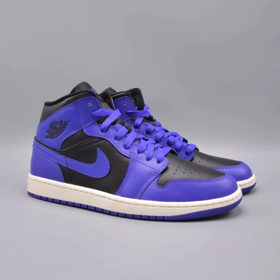 Кросівки Air Jordan Air Jordan 1 Mid Violet Bq6472-051 42 BQ6472-051 фото 1 — інтернет-магазин Tapok