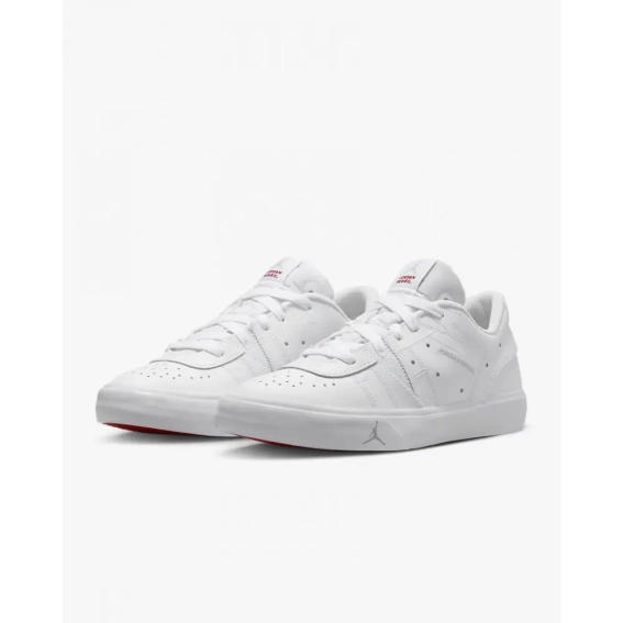 Кросівки Air Jordan Series Es White DN1857-100 41 DN1857-100 фото 1 — інтернет-магазин Tapok