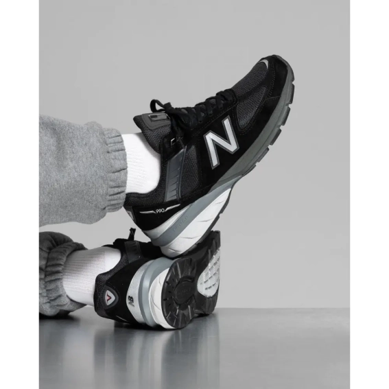 Кросівки New Balance 990 V5 Black M990BK5 42.5 M990BK5 фото 4 — інтернет-магазин Tapok