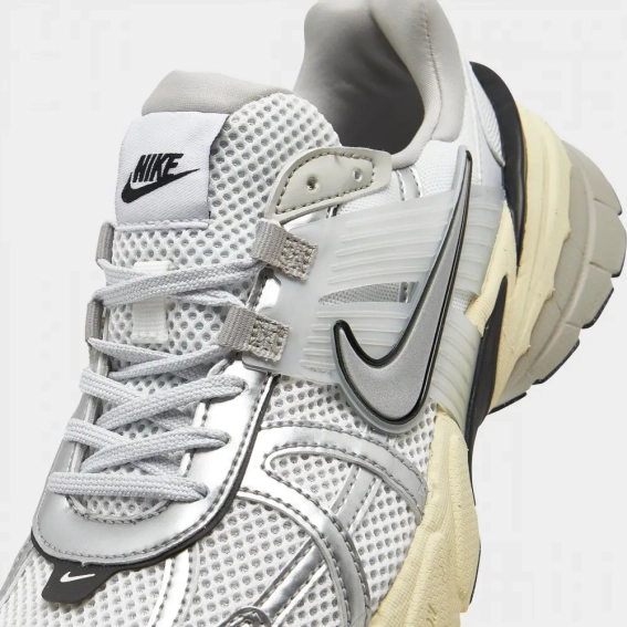 Кросівки Nike Runtekk Grey FD0736-100 38.5 FD0736-100 фото 3 — інтернет-магазин Tapok