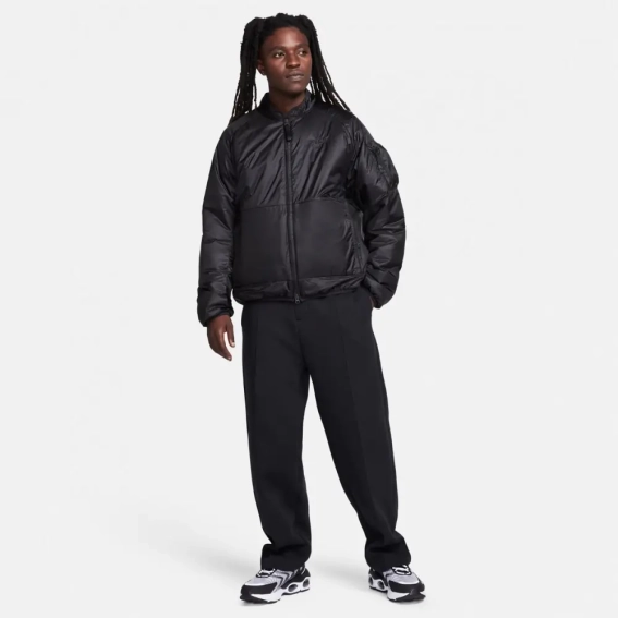 Куртка Nike Sportswear Tech Therma-Fit Loose Insulated Jacket Black FB7858-010 L FB7858-010 фото 3 — інтернет-магазин Tapok
