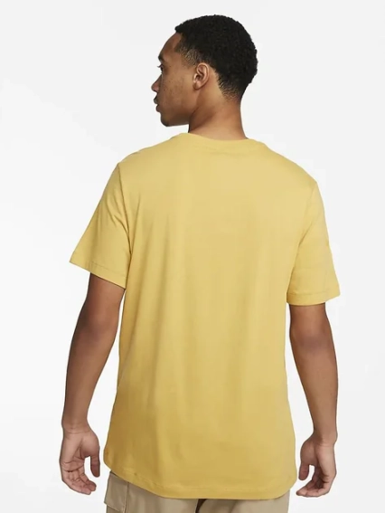 Футболка Nike Sportswear Club Yellow Ar4997-725 S AR4997-725 фото 2 — интернет-магазин Tapok