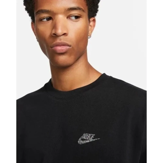 Футболка Nike Sportswear Tech Essentials Black DQ4320-010 XL DQ4320-010 фото 2 — интернет-магазин Tapok