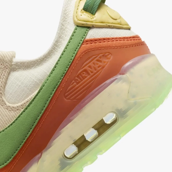 Кросівки Nike Air Max 90 Terrascape "Coconut Milk / Sesame / Chlorophyll" DV7413-100 фото 6 — інтернет-магазин Tapok