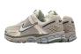 Кросівки Nike Zoom Vomero 5 "Light orewood brown/Dark stucco/Light pumice" FZ3653-104 Фото 2