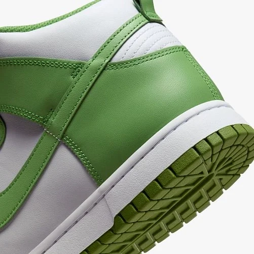 Кроссовки Nike DUNK HI RETRO BTTYS DV0829-101 фото 7 — интернет-магазин Tapok