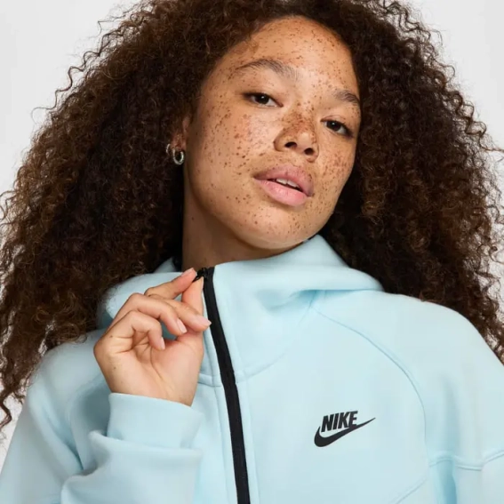 Толстовка Nike W NSW TCH FLC WR FZ HDY FB8338-474 фото 3 — интернет-магазин Tapok