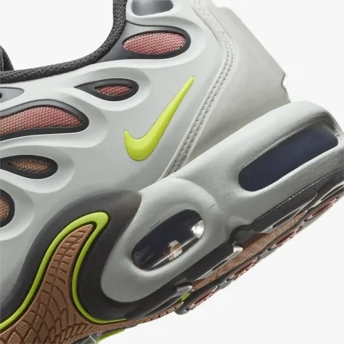Кросівки Nike Air Max Plus Drift White FD4290-009 41 FD4290-009 фото 7 — інтернет-магазин Tapok