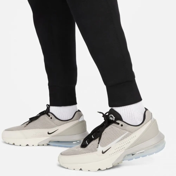 Спортивный костюм Nike Tech Fleece Black FB7921-010__FB8002-010 S FB7921-010__FB8002-010 фото 6 — интернет-магазин Tapok