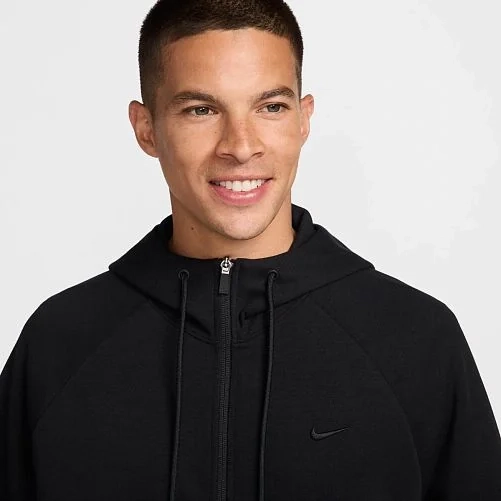 Толстовка Nike M DF UV PRIMARY FZ HOODIE FZ0967-010 фото 3 — интернет-магазин Tapok