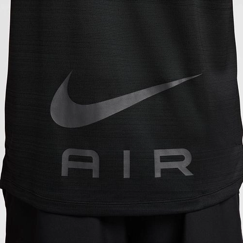 Чоловіча футболка NIKE M NSW SW AIR RUN TEE HM0195-010 фото 4 — інтернет-магазин Tapok