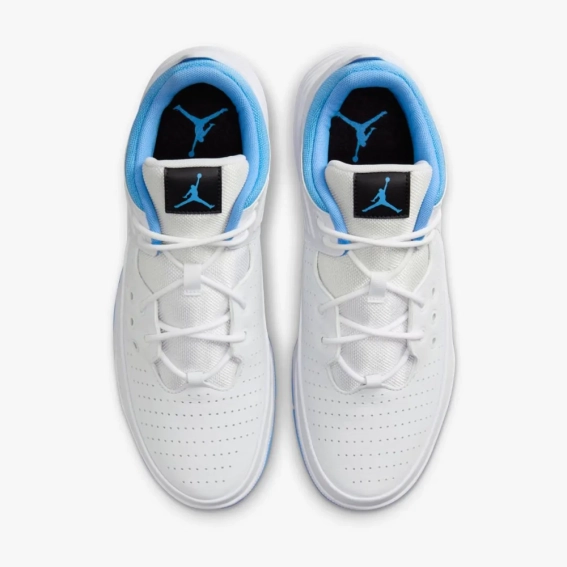Кроссовки NIKE JORDAN MAX AURA 5 DZ4353-104 фото 5 — интернет-магазин Tapok